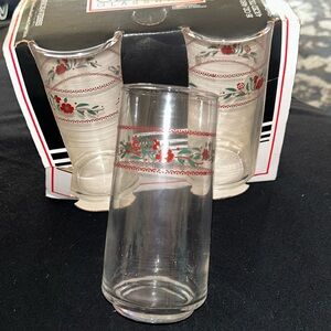 New 4 Vintage Crisa Tumblers, Drinking Glasses, Floral Pattern by Crisa